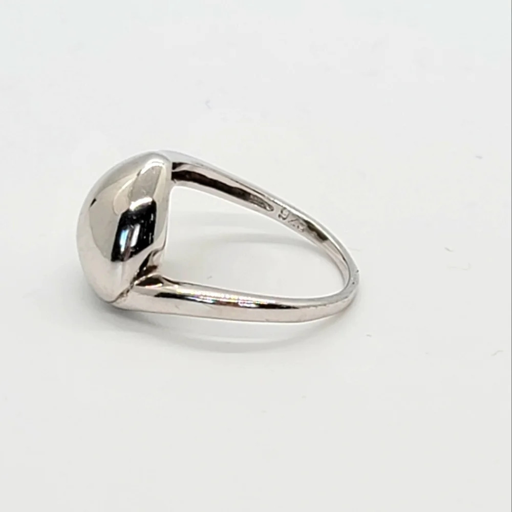 925 Sterling Silver white gold plated ring size 6.75 - Picture 2 of 3